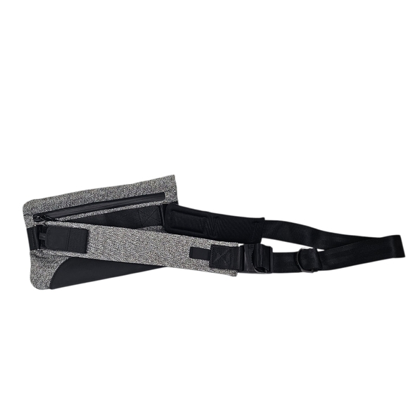 ALPAKA Air Sling Bag for Passport, Keys & Essentials - Picture 11 of 13